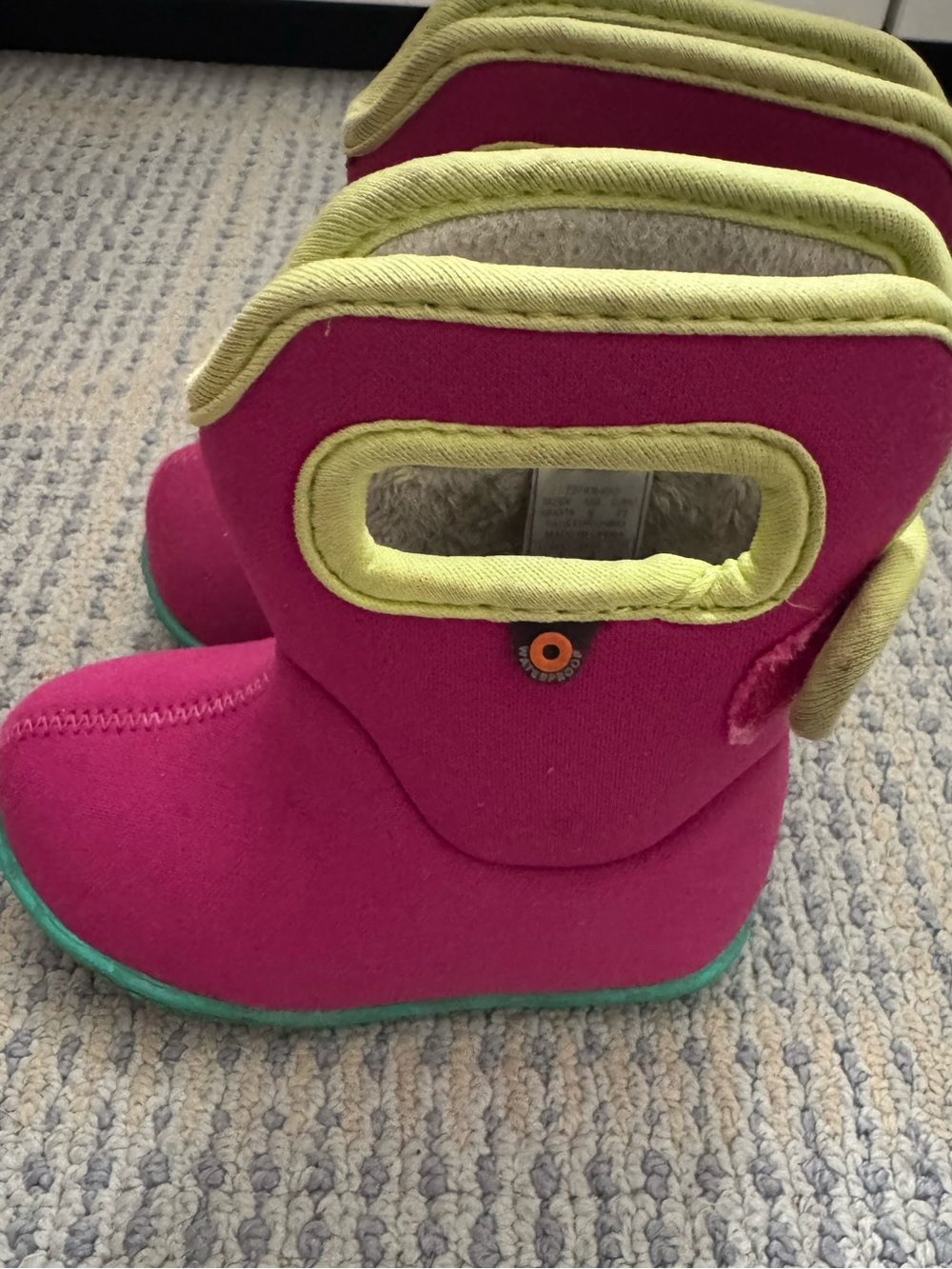 BOGS: Kids Waterproof and Insulated Pink Pull-On Boots with Lime Trim